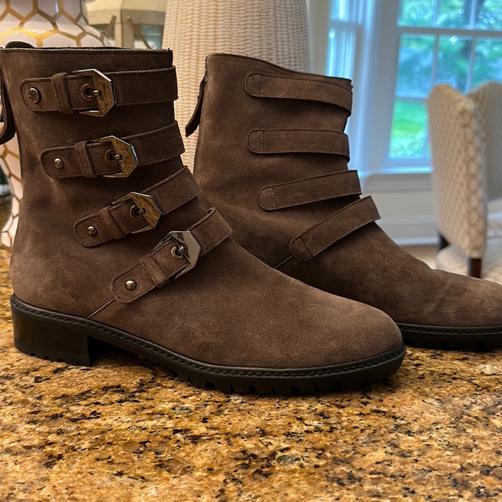 Stuart Weitzman Jitterbug Suede Boot Seal Color